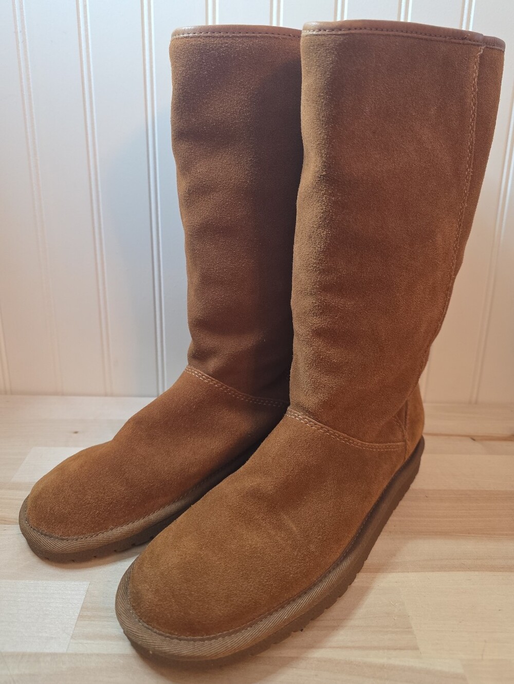 Coach Giselle Brown Suede Leather Fleece Lined Calf Height Boots Size 8 B